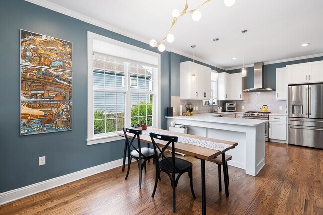 Building Photo - One-of-a-Kind 4 Bedroom, 3 Bathroom Home i...