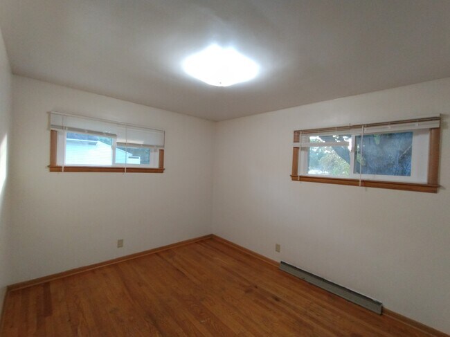 Bedroom 3 - 3360 Locust Ln