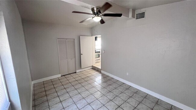 Building Photo - 1316 Donna Ave