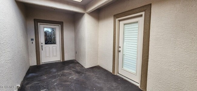 Building Photo - 7210 Longspur Drive