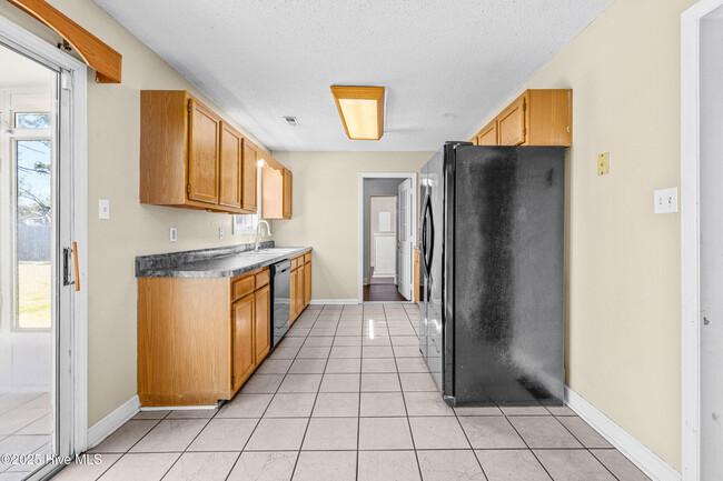 Building Photo - 112 Dayrell Dr