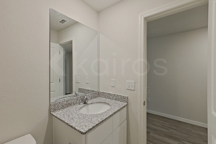 Building Photo - 4669 Finland Ave