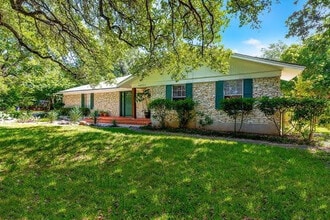 Building Photo - Bell A1