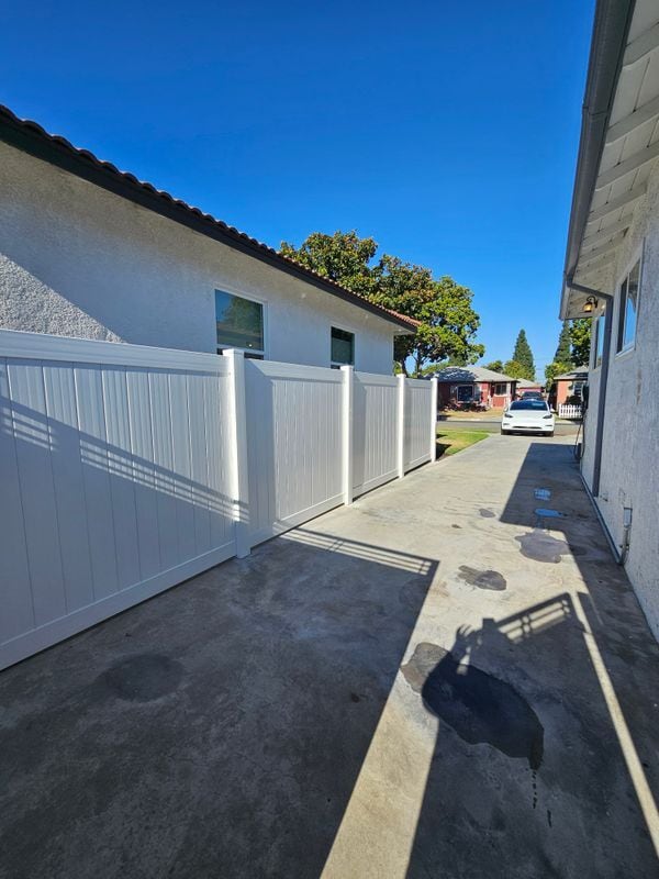Building Photo - 5029 Adenmoor Ave