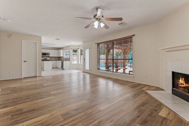 Building Photo - 22523 Holly Lake Dr