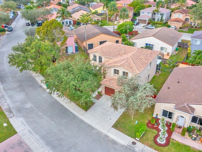 Building Photo - 1663 E Harmony Lake Cir