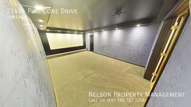 Building Photo - 21494 Pine Cone Dr