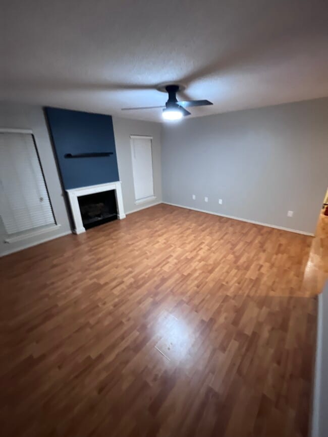 Building Photo - Cedar Terrace