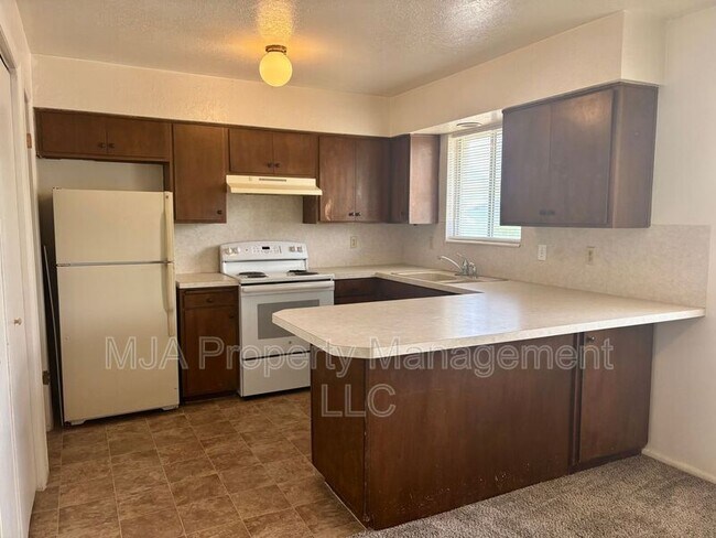 Building Photo - 1428 W 300 N