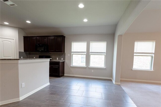 Building Photo - 8238 Arezzo Dr