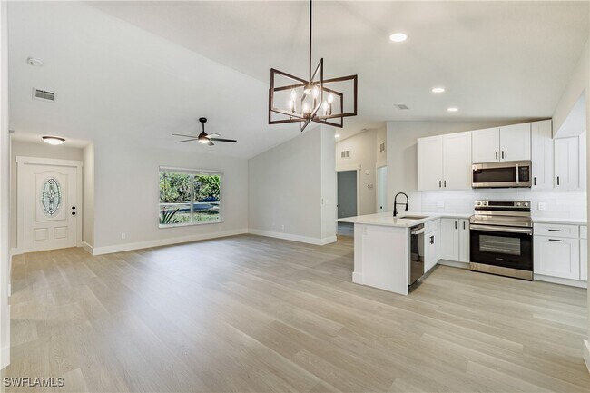 Building Photo - 390 20th Ave NW