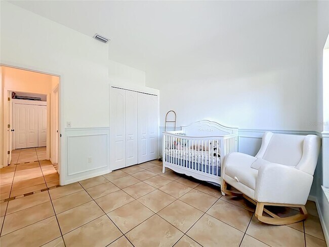 Building Photo - 2125 Emerald Green Cir