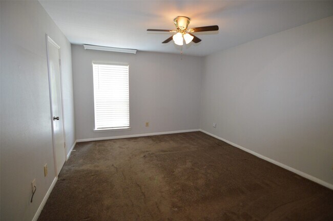Building Photo - 14715 Barryknoll Ln