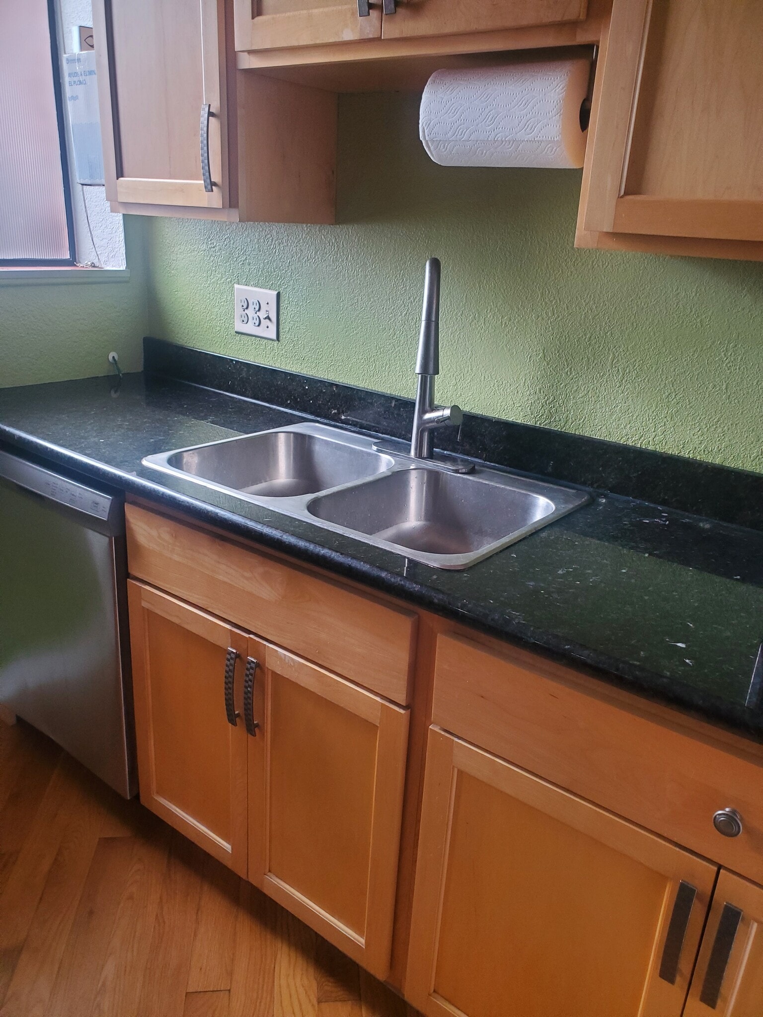 kitchen - 3339 N Harrison St