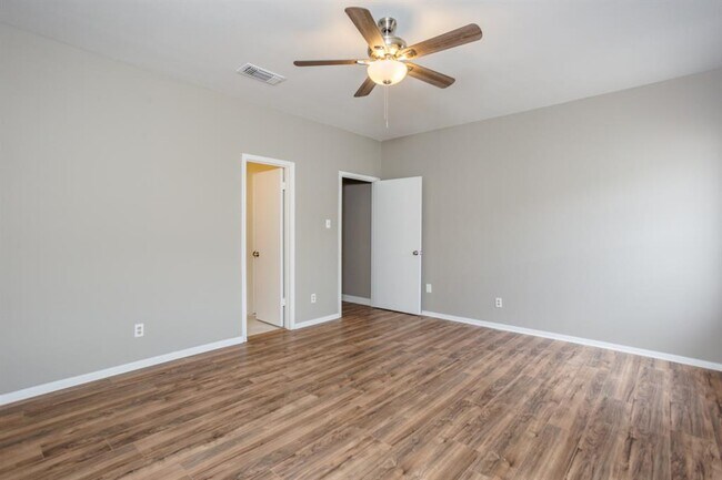 Bedroom 2 - 3780 Tanglewilde St