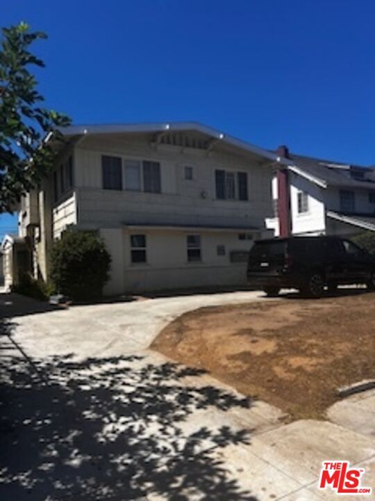 Building Photo - 1529 5th Ave