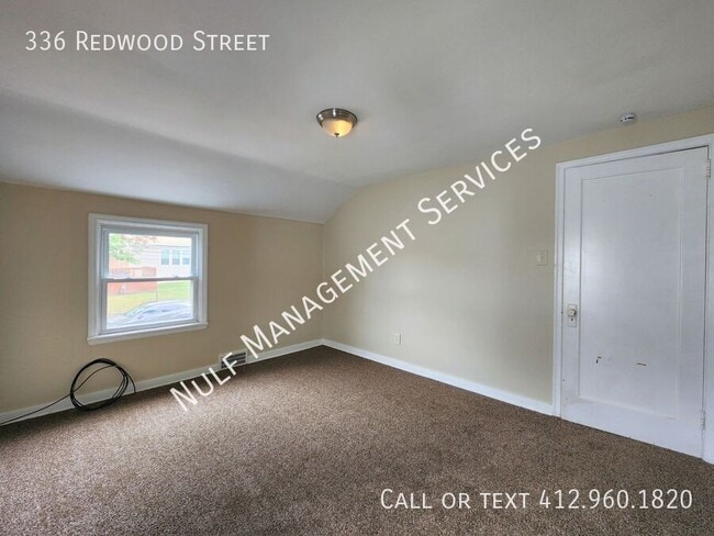 Building Photo - 336 Redwood St