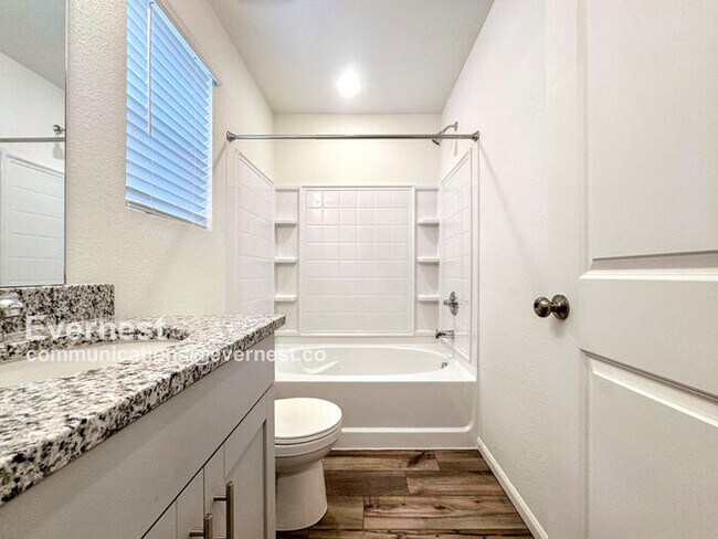 Building Photo - 3858 Riviera Ct