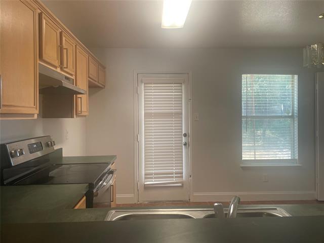Building Photo - 1267 Cleardale Dr