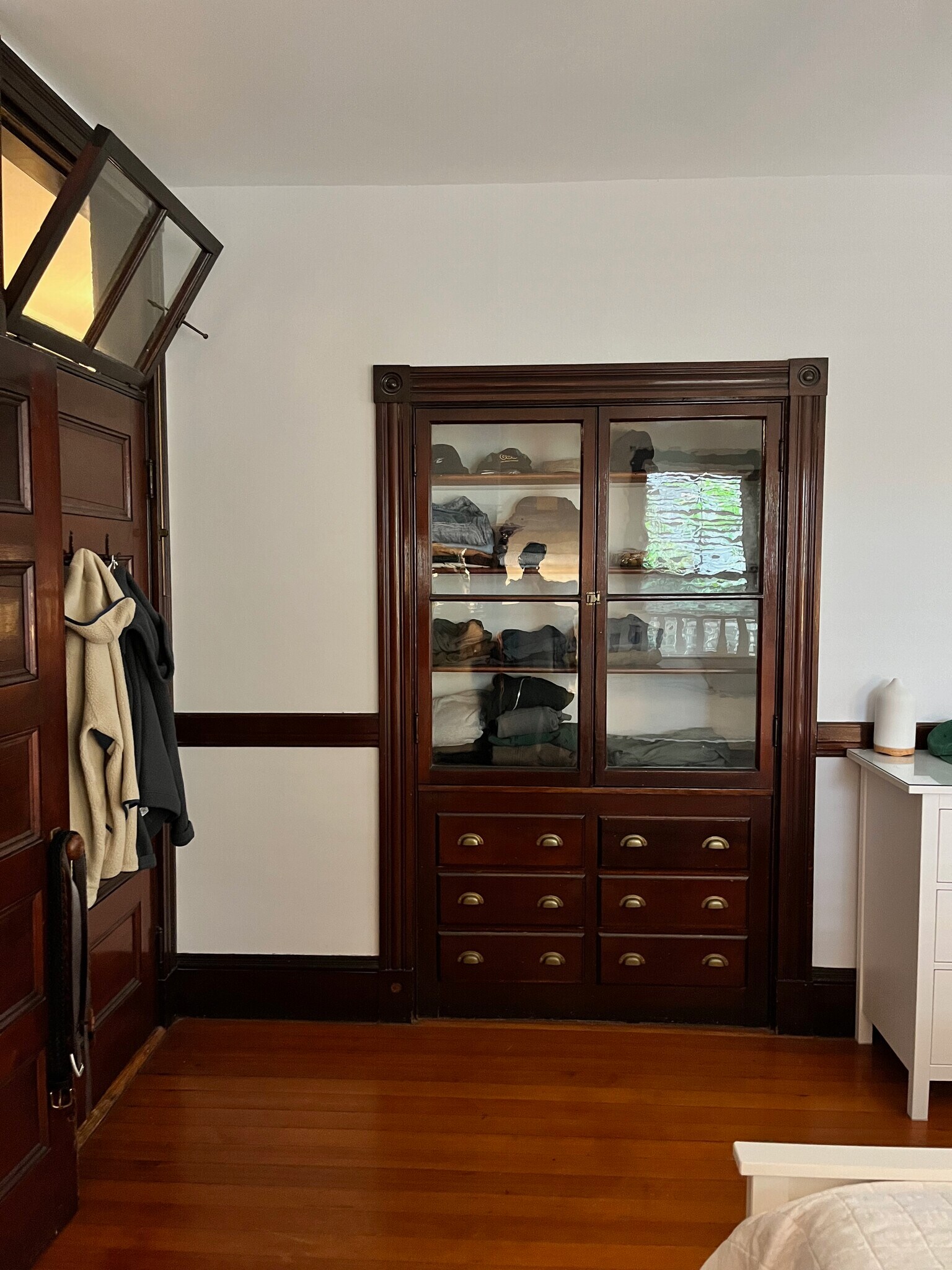 Building Photo - 119 Antrim St