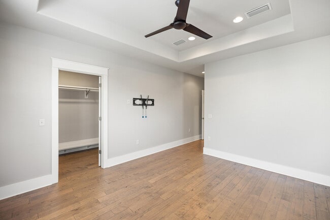 Building Photo - 56 Penelope St