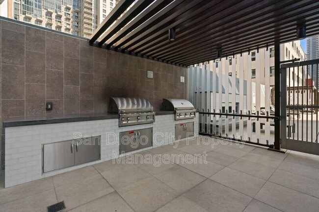 Building Photo - 1262 Kettner Blvd