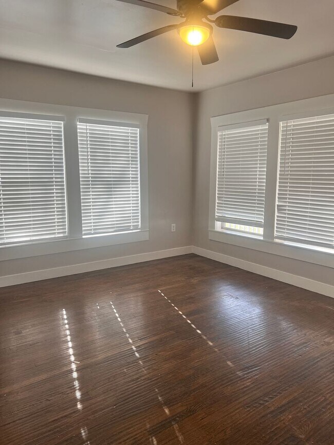 Building Photo - 3506 CR 920