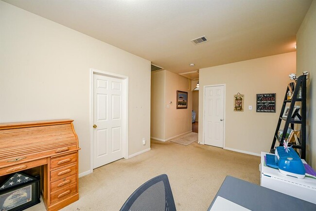 Building Photo - 21622 Crest Peak Way