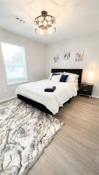 Building Photo - 2008 Cypress Pl