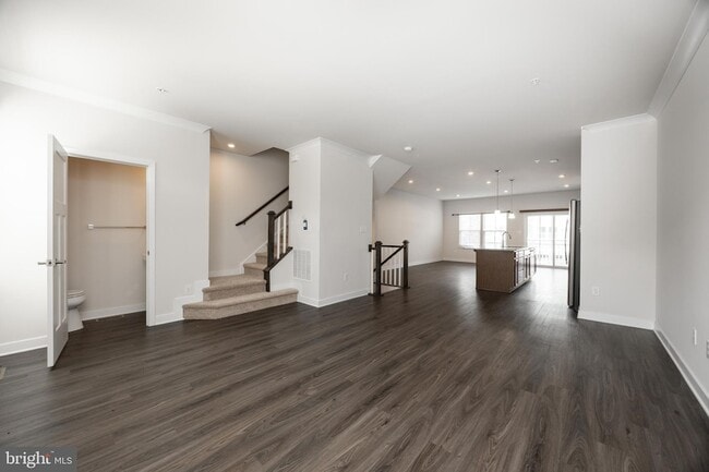 Building Photo - 430 Paperbark Sq