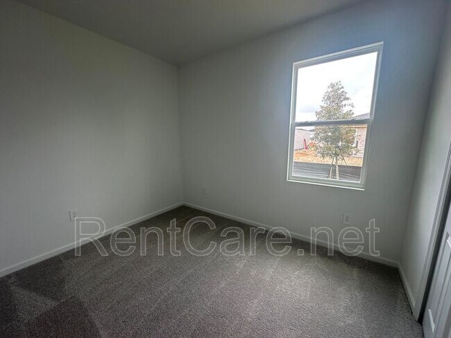 Building Photo - 3216 Alpine Wy