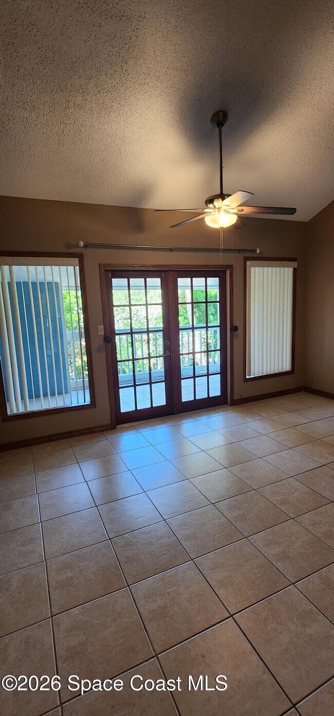 Building Photo - 2109 Hidden Grove Ln