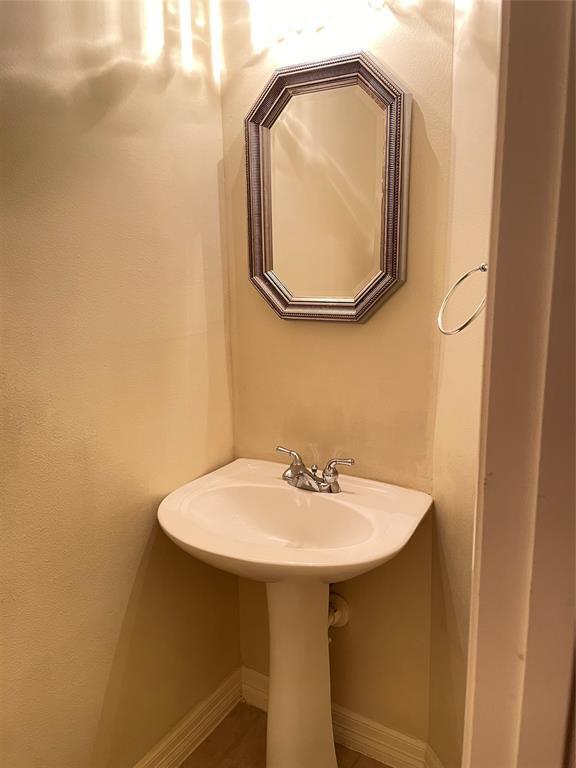 Building Photo - 12414 Timber Hollow