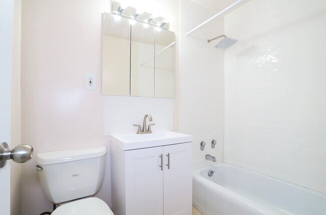 Building Photo - 6050 JFK Blvd E