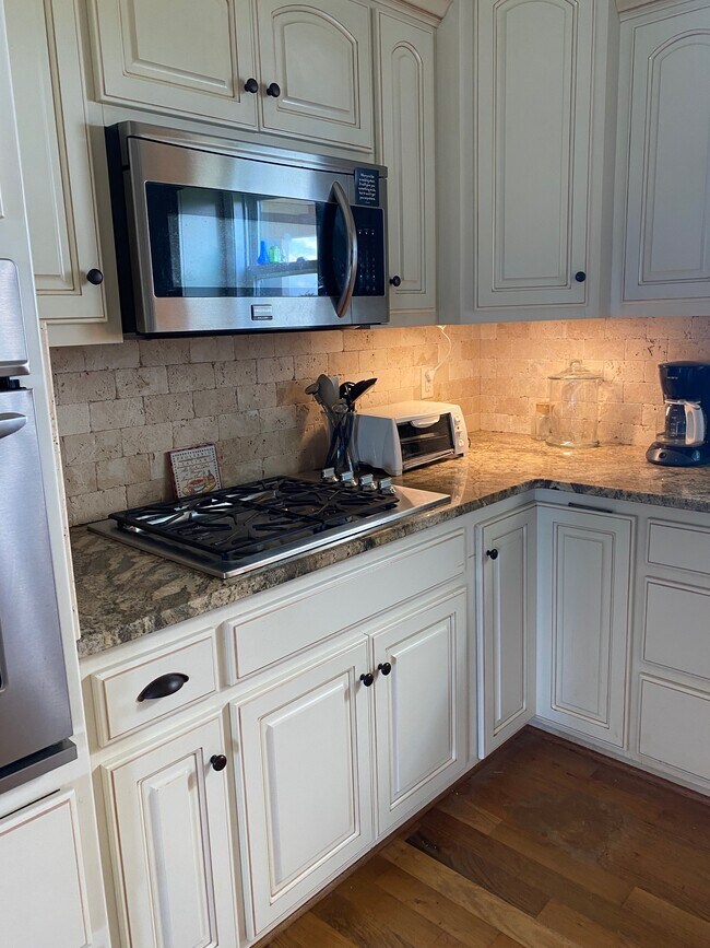 Building Photo - 149 Bowen Farm Rd