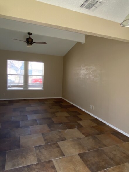 Building Photo - 7106 Swinford