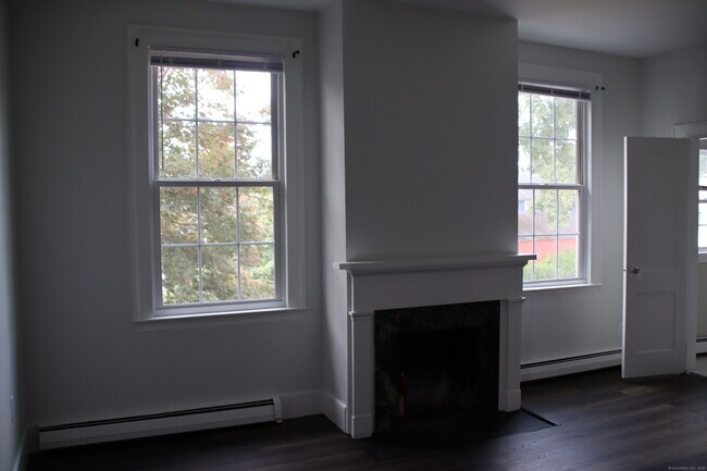 Building Photo - 130 W River St