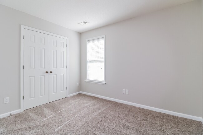 Building Photo - 128 Ashlyn Ridge Dr