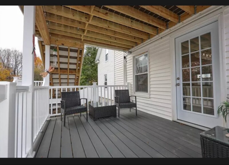 Building Photo - 35 Honora Ave