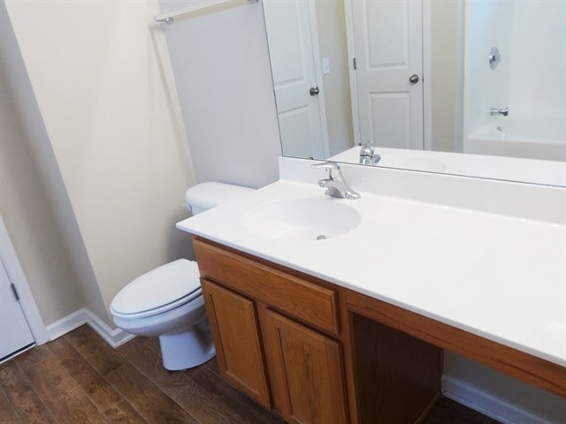 Building Photo - 578 English Oak Cir