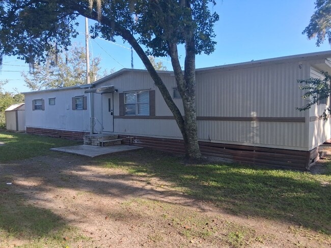 Primary Photo - 2 Bed 2 Bath Thonotosassa! New paint throu...