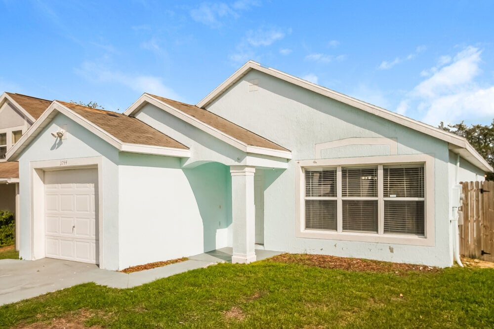 Building Photo - 3744 Dartford Dr