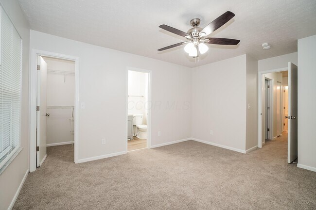 Building Photo - 967 Robmeyer Dr