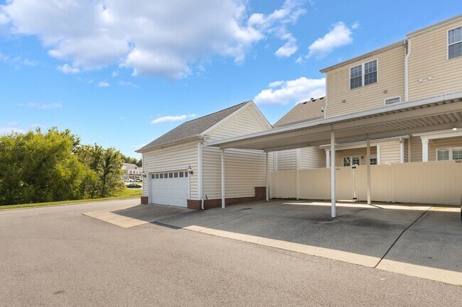 Building Photo - 4316 Summercrest Blvd