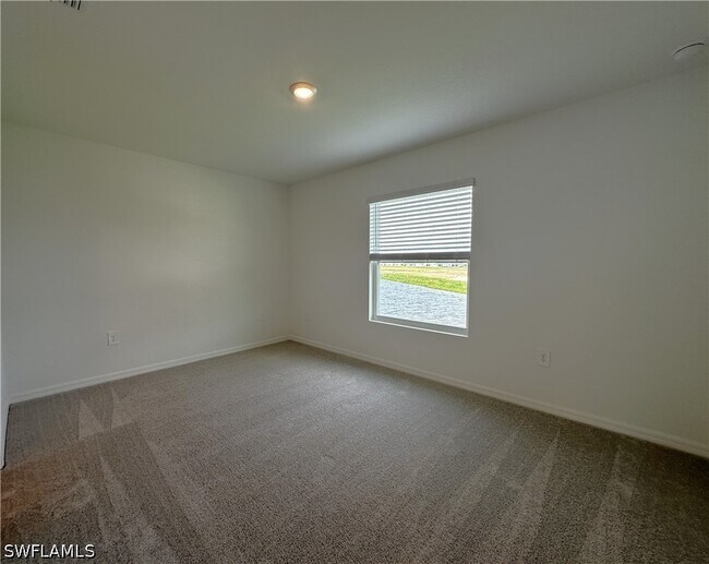 Building Photo - 28521 SWEET MEADOW Dr