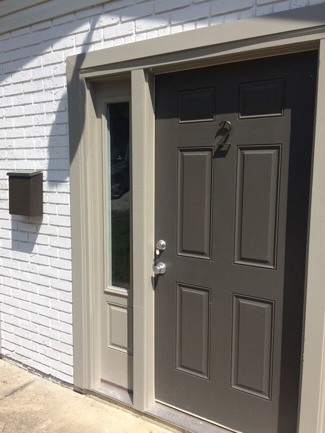 Building Photo - Rich Acres Apartments