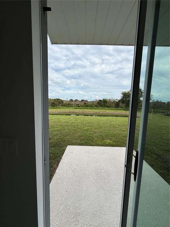 Building Photo - 3066 Chantilly Dr