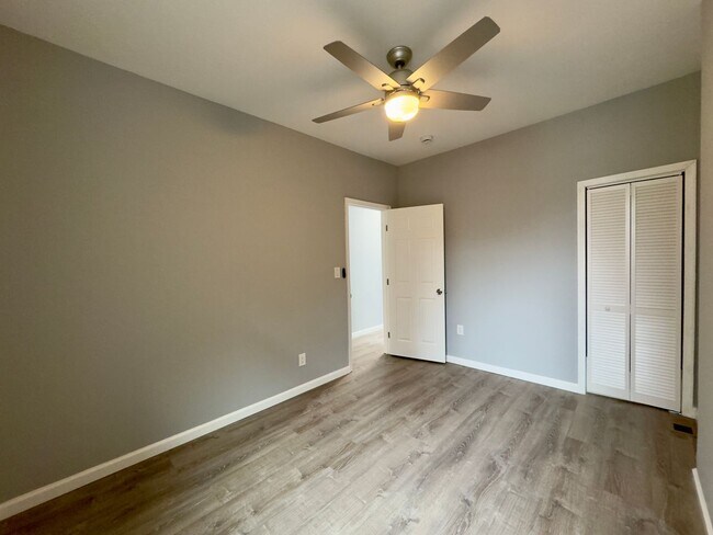 Building Photo - 3331 Beech Ave
