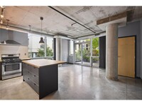 Building Photo - 730 N 4th St
