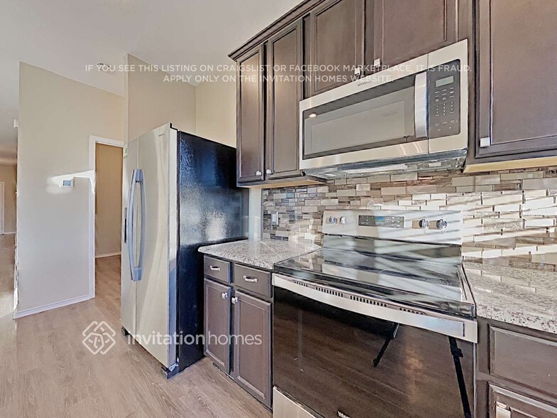 Building Photo - 3205 Peninsula Trail